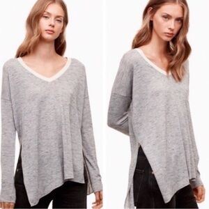 Aritzia Wilfred V-neck Side Slit Contrast Collar Lightweight Sweater S Grey